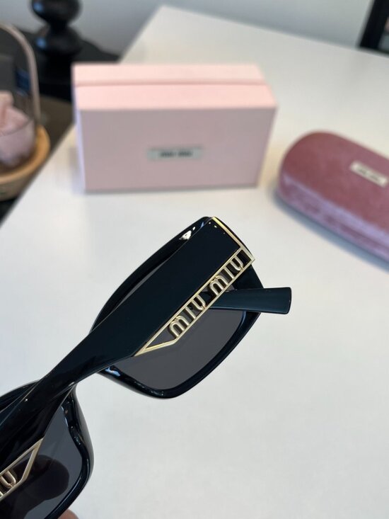 Miu Miu  Sunglasses